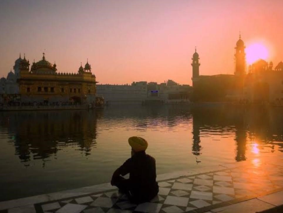 Importance and 10 ways of becoming an Amritvela Importance and 10 ways of becoming an Amritvela