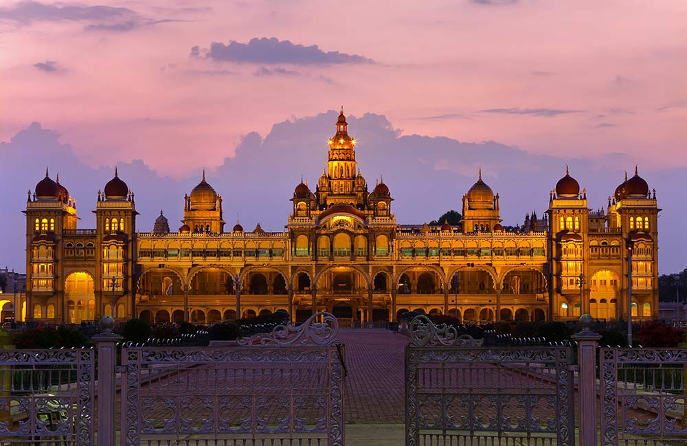 15 Stunning Monuments in India That You Must See in Your Lifetime
