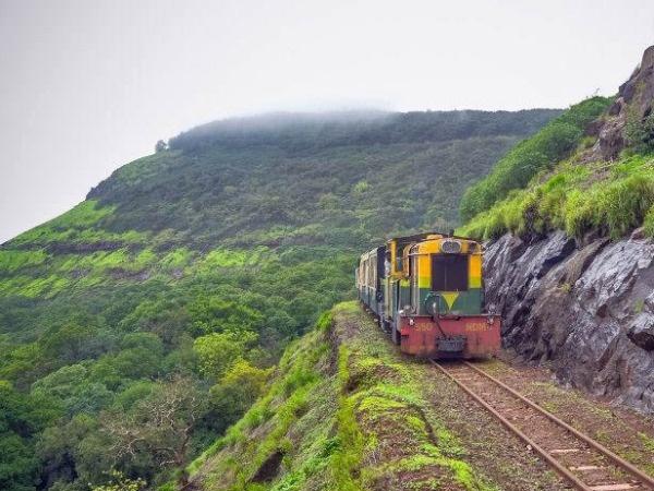 10 Beautiful Train Journeys in India that are Worth Taking