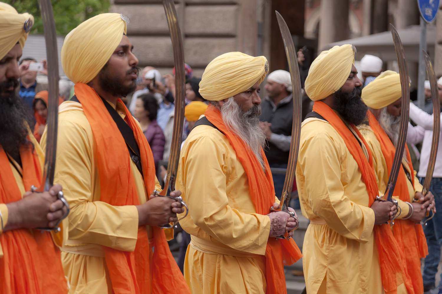 Cultural Elegance: A Look into the Diverse Traditional Dresses of Sikh Men