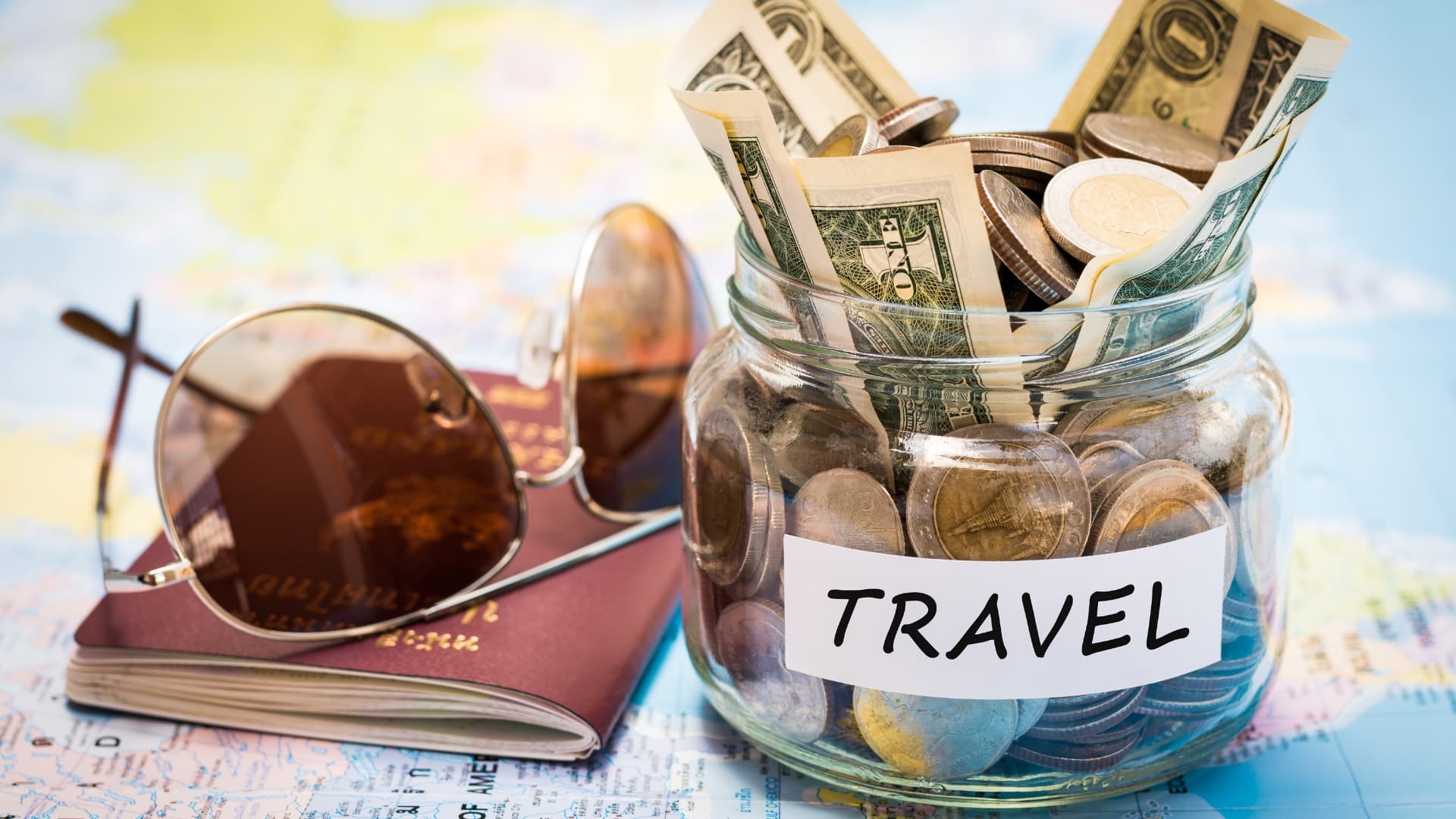 How to Travel on a Budget: Tips for Saving Money How to Travel on a Budget: Tips for Saving Money