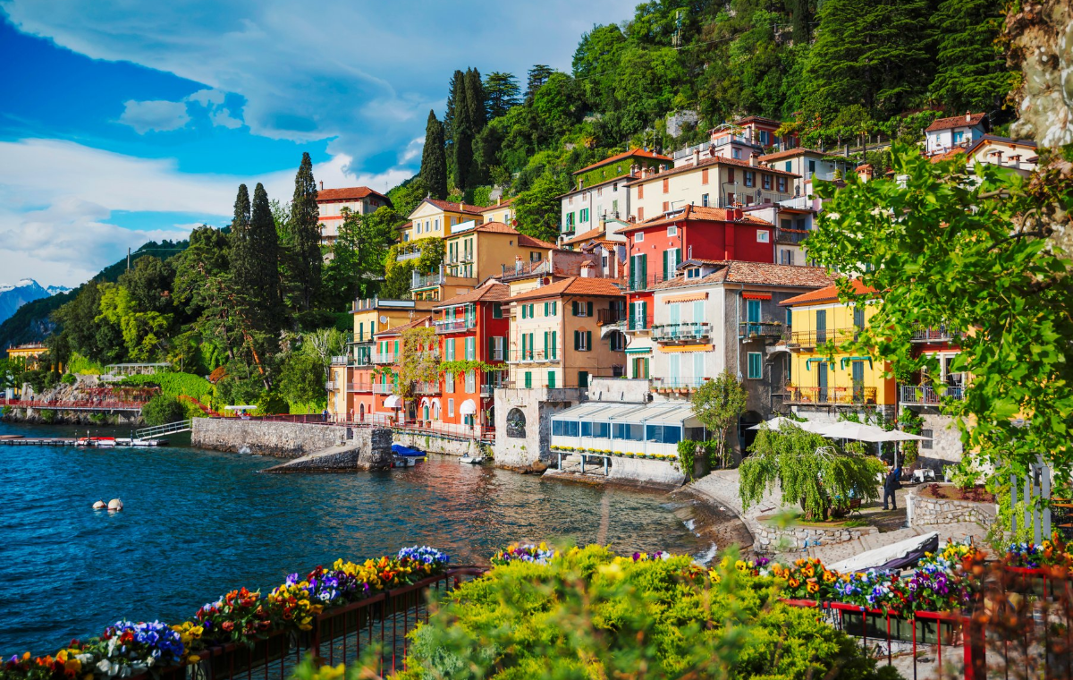 Hidden Treasures: Uncovering Lesser-Known Gems in Popular Travel Destinations Hidden Treasures: Uncovering Lesser-Known Gems in Popular Travel Destinations