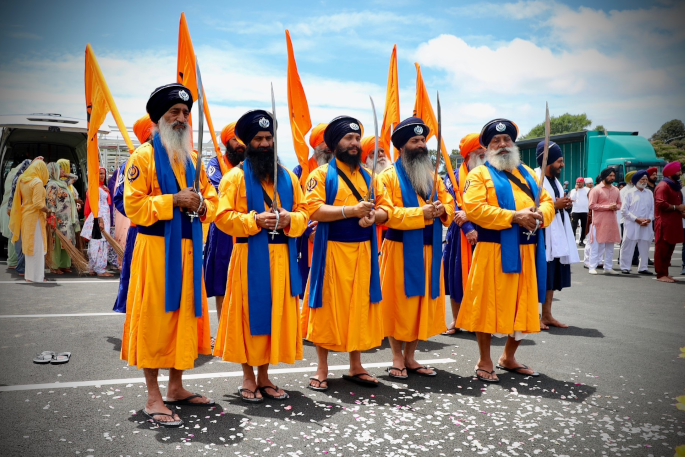 How to become good Sikhs