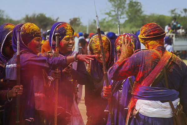 Hola Mohalla Activities