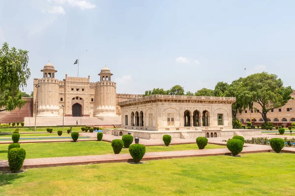 Why Lahore went to Pakistan during partition